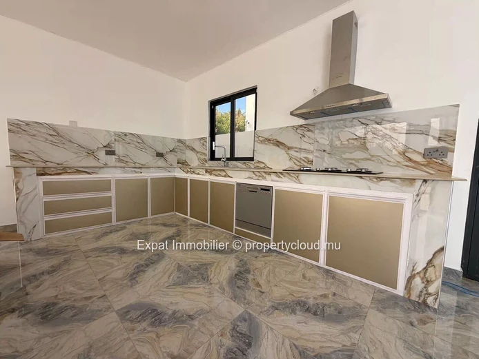 Villa neuve 5 chambres non meublée à louer – Cap Malheureux
