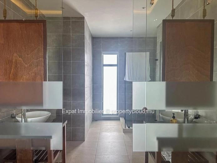 À VENDRE – Villa d’Exception de 340 m² au Domaine Victoria, Grand Baie