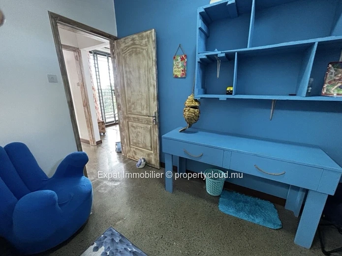 4- or 5-BEDROOM HOUSE RIGHT BY THE BEACH - TROU AUX BICHES