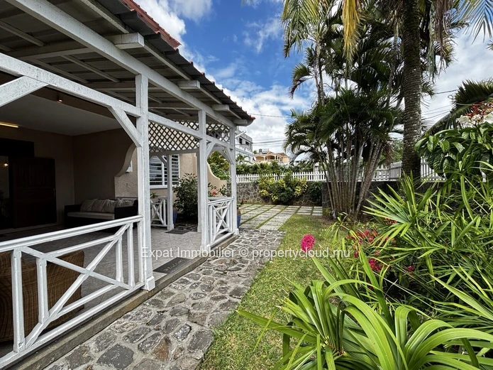 Maison De Charme Rénovée En Residence Avec Piscine – Trou Aux Biches