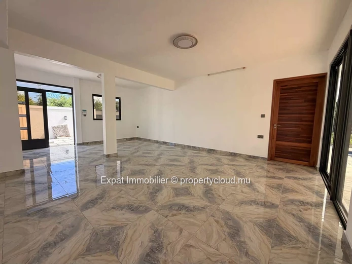 Villa neuve 5 chambres non meublée à louer – Cap Malheureux