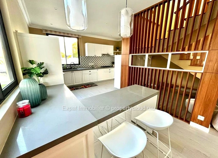 À LOUER – Villa de Prestige à Calodyne avec Prestations Haut de Gamme