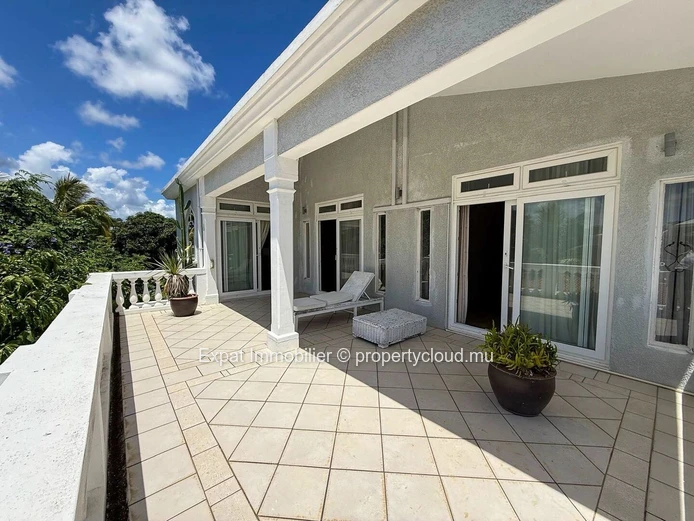 Villa coloniale de caractère avec piscine – Pointe aux Canonniers