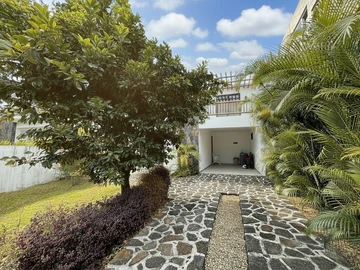 Maison de 4 Chambres