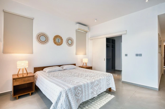 À VENDRE – Appartement neuf, meublé, avec grande terrasse & piscine commune à Péreybère