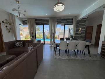 Villa de 4 Chambres