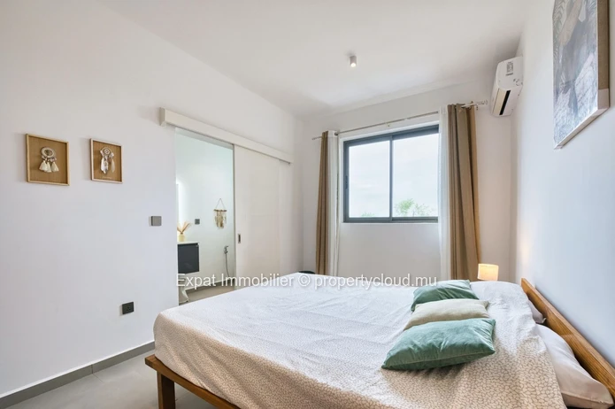 À VENDRE – Appartement neuf, meublé, avec grande terrasse & piscine commune à Péreybère