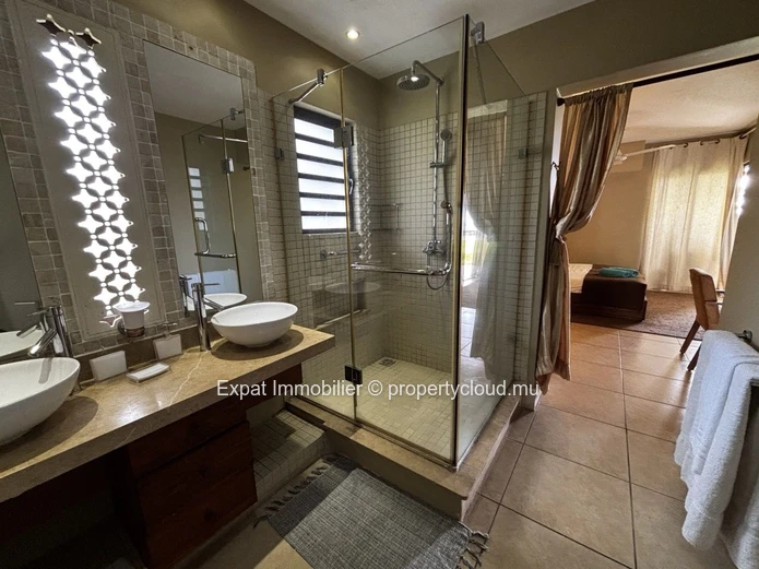 Appartement 2 Chambres En Rez-De-Jardin – Accès Direct Plage – Trou Aux Biches