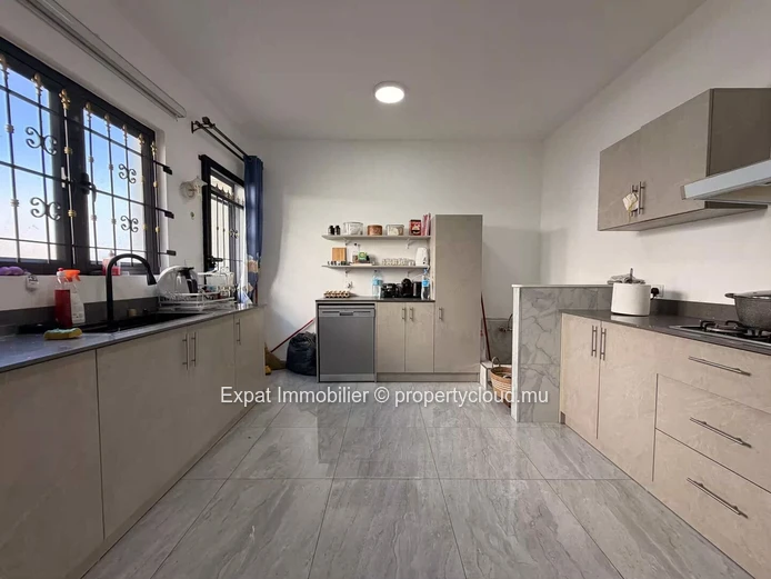 Villa familiale 3 chambres avec bureau à louer – Résidence sécurisée à Goodlands