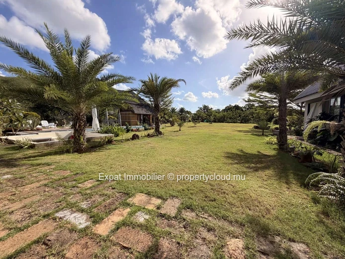 Villa d’exception sur 4 220 m² de terrain à louer – Belouguet, Tamarin