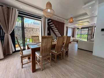 Villa de 5 Chambres