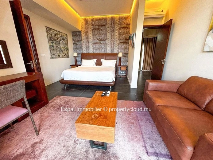 Splendide Villa en Résidence Sécurisée avec Accès Direct à la Mer à Pointe aux Canonniers
