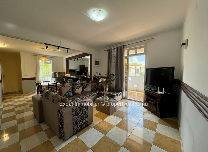 Appartement 2 Chambres Avec Terrasse & Accès Jardin – À Pied De La Plage De Bain Boeuf