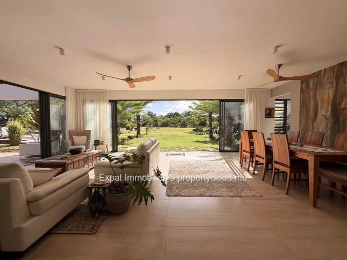 Villa d’exception sur 4 220 m² de terrain à louer – Belouguet, Tamarin