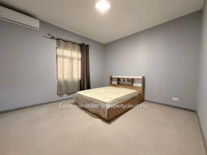Villa individuelle 4 chambres avec piscine et vue exceptionnelle sur Le Morne – À louer à La Gaulette