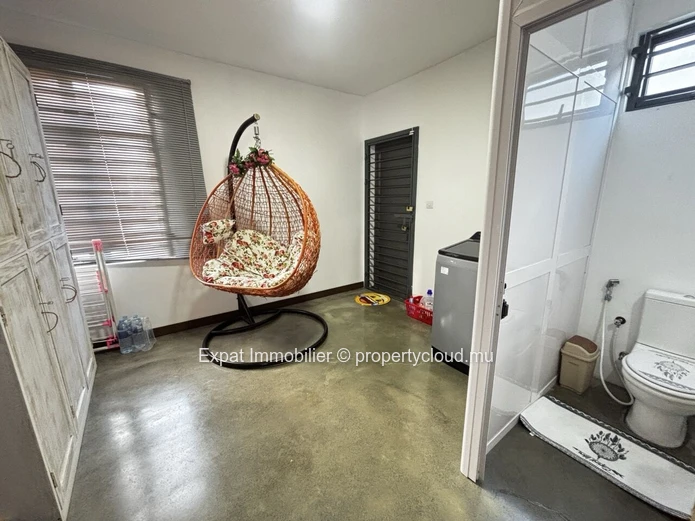 4- or 5-BEDROOM HOUSE RIGHT BY THE BEACH - TROU AUX BICHES