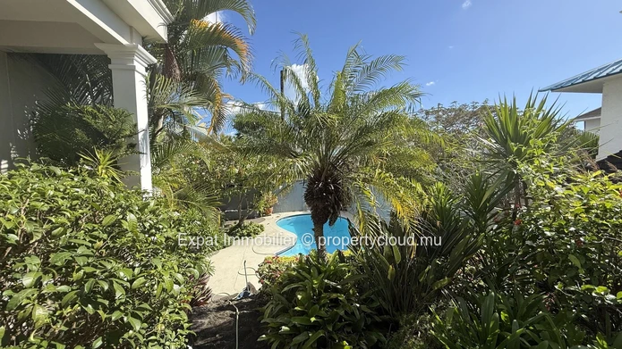 Villa 3 Chambres Avec Piscine Et Suite Indépendante – Calodyne