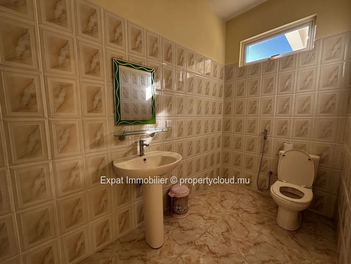 Duplex avec piscine en résidence sécurisée – Péreybère