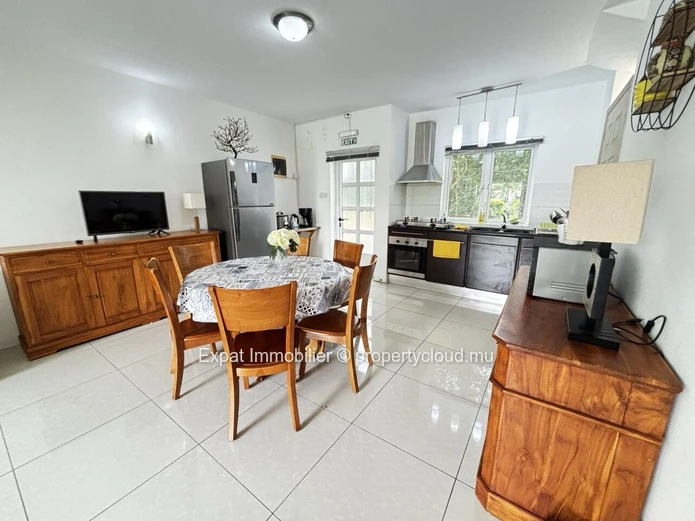 Duplex 3 Chambres En Résidence Avec Piscine – À 5 Minutes À Pied Du Centre De Grand Baie
