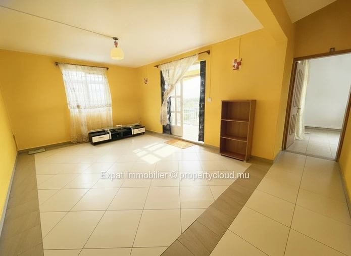 Villa Familiale 4 Chambres Avec Piscine Et Jardin – Grand Gaube