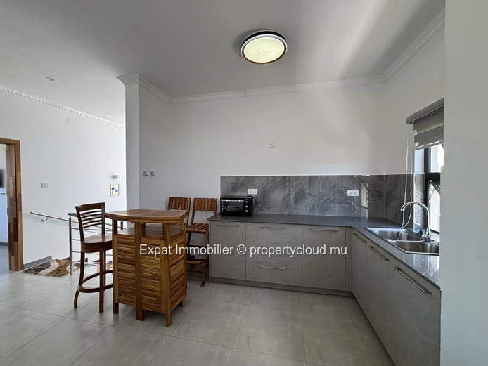 Villa 4 Chambres En Suites A Grand Baie Proche Super U – Volumes Rares & Emplacement Stratégique