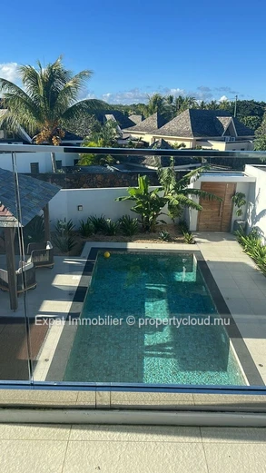 Villa Neuve Avec Piscine, Kiosque Et Garage Double Télécommandé – Grand Baie