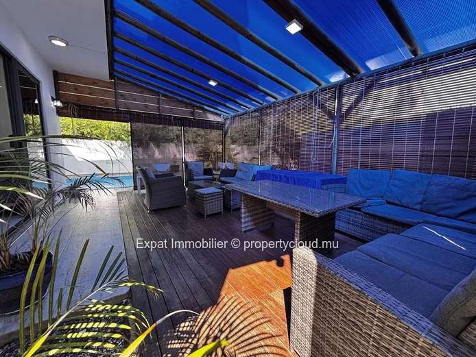 Villa familiale avec piscine et grands volumes – Grand Baie