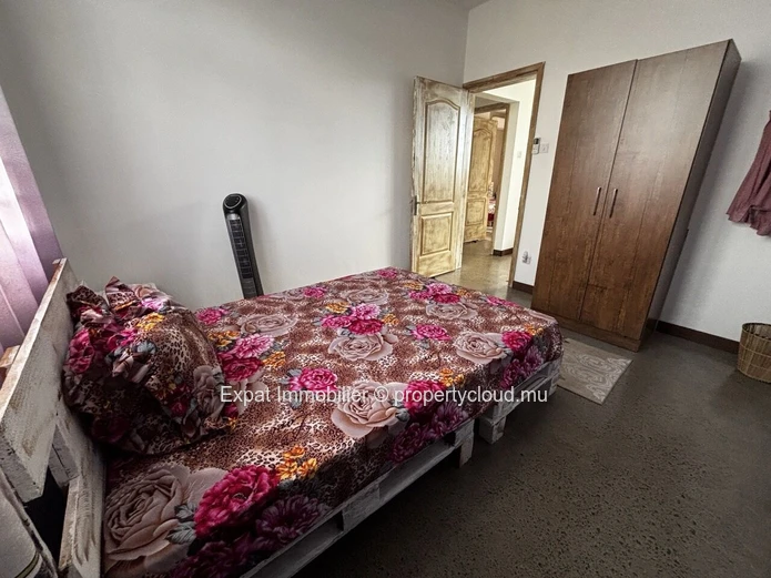 4- or 5-BEDROOM HOUSE RIGHT BY THE BEACH - TROU AUX BICHES