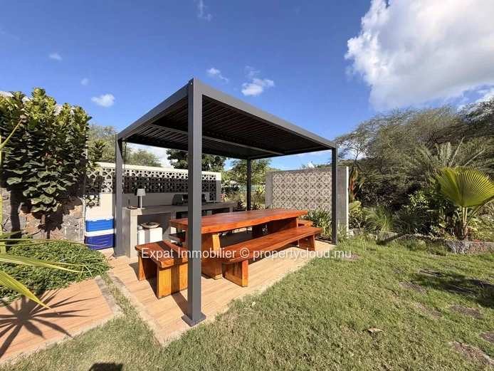 Villa d’exception sur 4 220 m² de terrain à louer – Belouguet, Tamarin