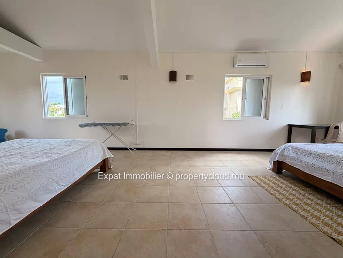 Villa individuelle 3 chambres à louer – Péreybère, grand terrain arboré