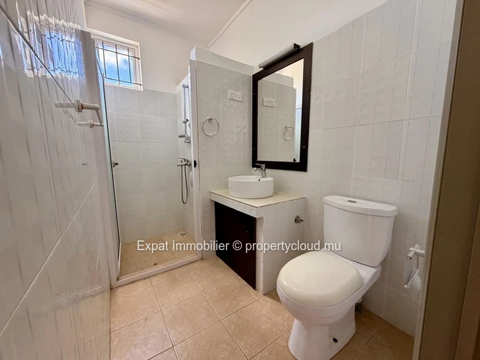 À louer – Duplex avec jardin et piscine privée à Grand Baie