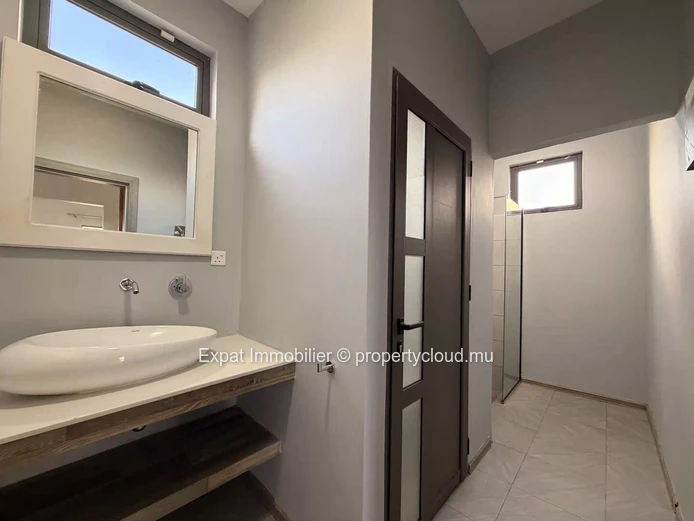 Villa individuelle 4 chambres avec piscine et vue exceptionnelle sur Le Morne – À louer à La Gaulette