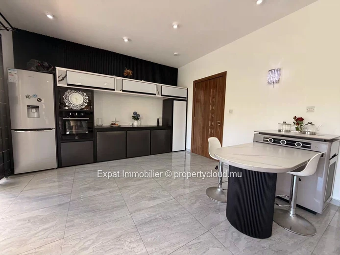 Villa familiale 3 chambres avec bureau à louer – Résidence sécurisée à Goodlands