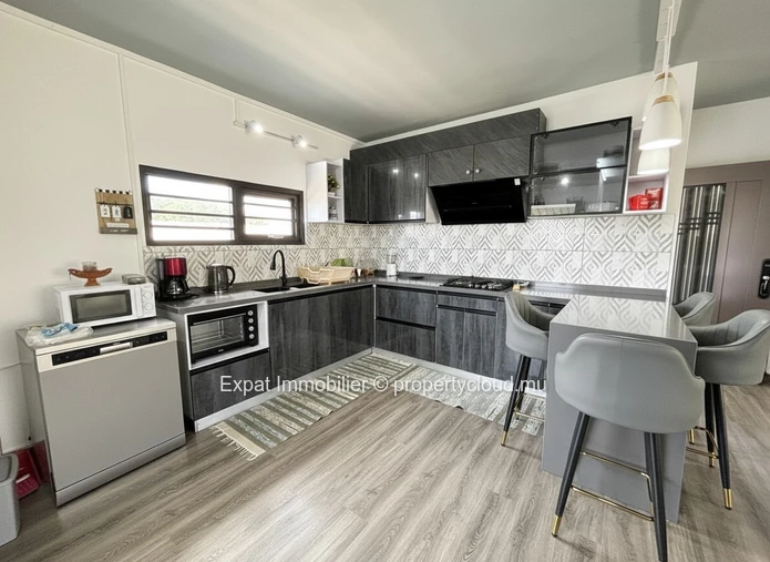 Villa Neuve 4 Chambres Avec Vue Panoramique & Piscine – Sur Les Hauteurs De The Vale