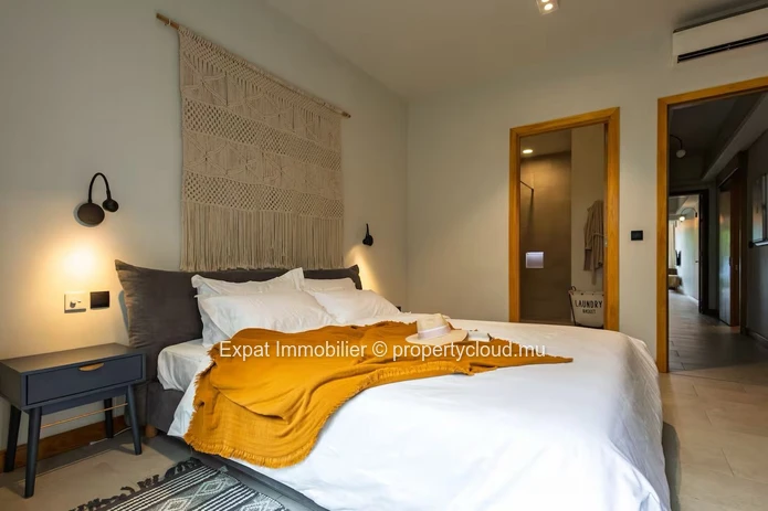Appartement de prestige en bord de mer avec vue sur le Coin de Mire – Pointe d’Azur, Péreybère