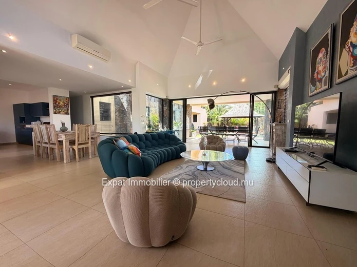 À LOUER – Sublime villa 3 chambres en suite dans une résidence haut de gamme à Péreybère