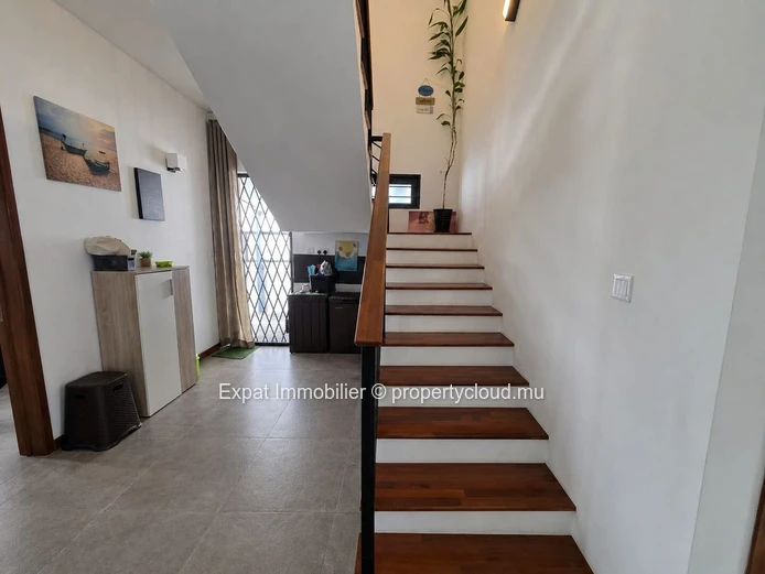 Villa familiale avec jardin dans un environnement calme – Grand Baie