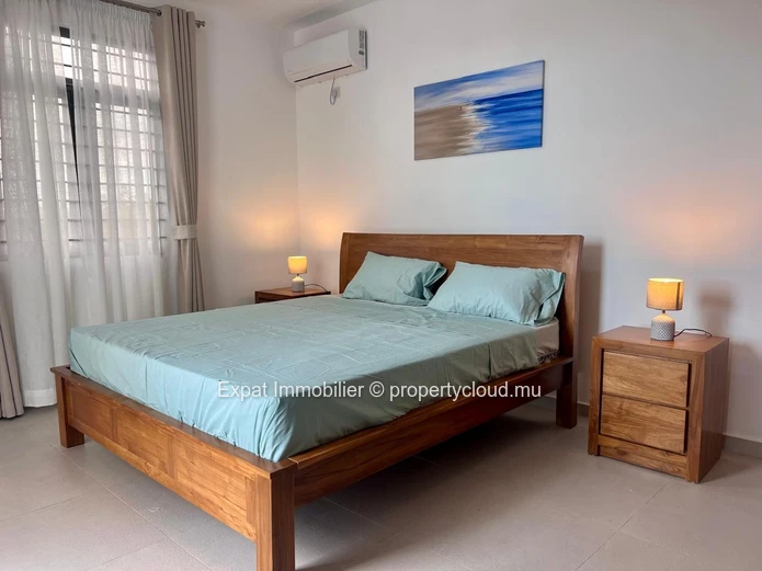 Villa neuve 4 chambres avec piscine à louer – Pointe aux Piments