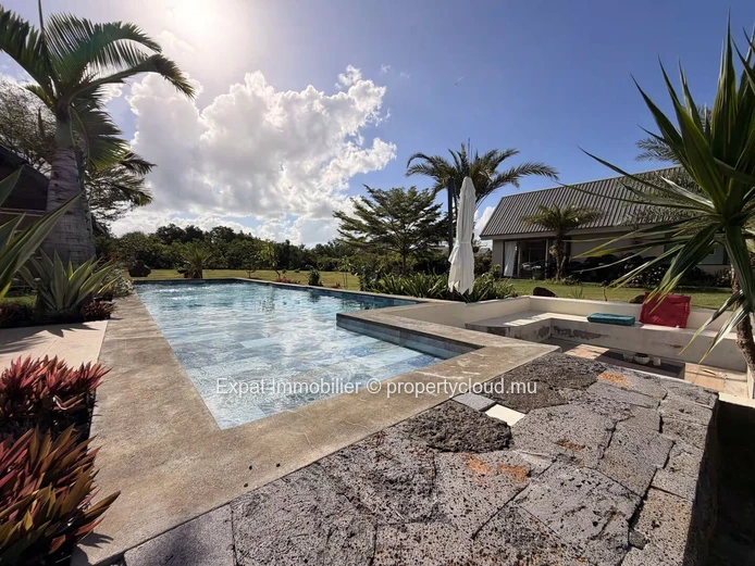 Villa d’exception sur 4 220 m² de terrain à louer – Belouguet, Tamarin