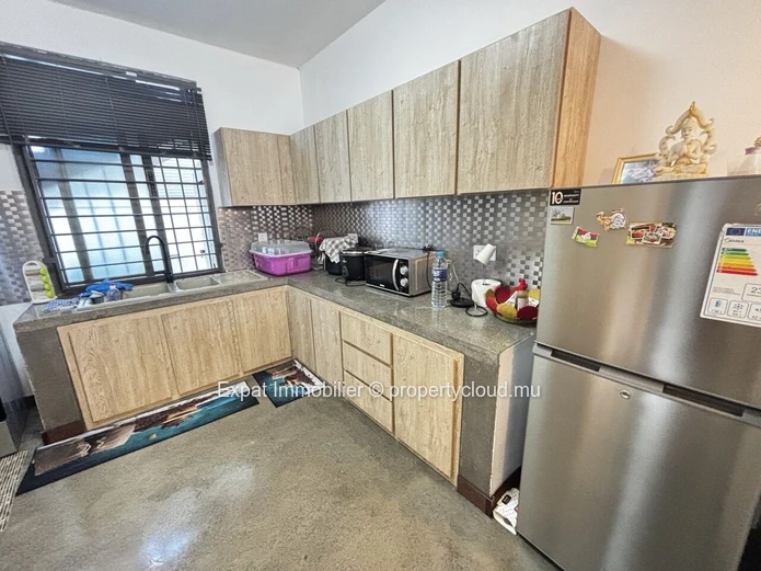 4- or 5-BEDROOM HOUSE RIGHT BY THE BEACH - TROU AUX BICHES