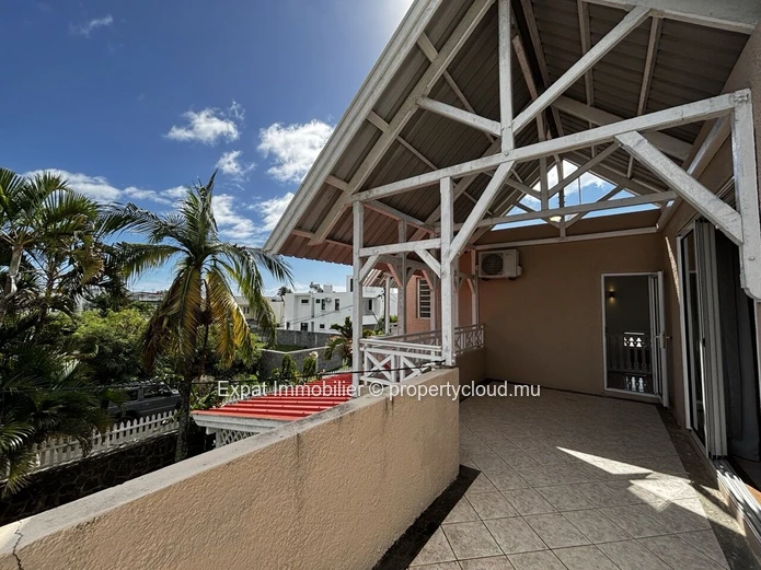 Maison De Charme Rénovée En Residence Avec Piscine – Trou Aux Biches