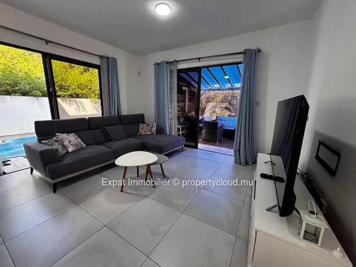Villa familiale avec piscine et grands volumes – Grand Baie