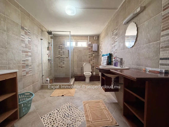 Villa individuelle 3 chambres à louer – Péreybère, grand terrain arboré