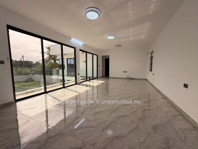 Villa neuve 5 chambres non meublée à louer – Cap Malheureux