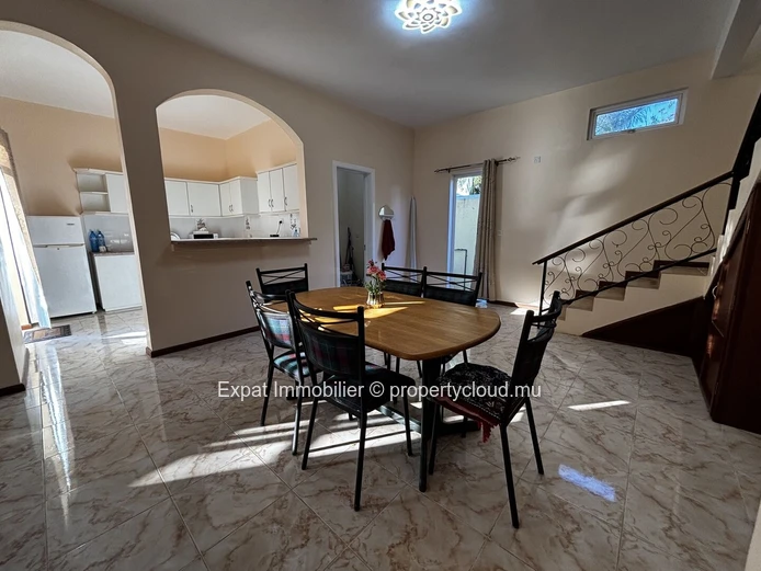 Duplex avec piscine en résidence sécurisée – Péreybère