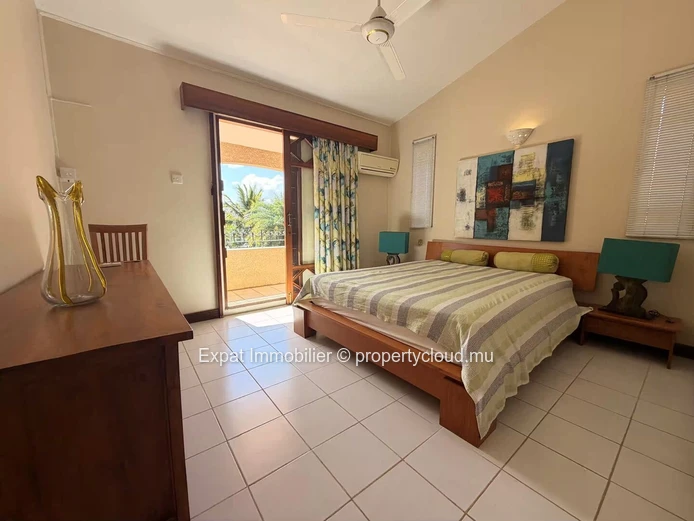 Maison familiale 3 chambres + bureau avec piscine et vue montagne – À louer à Tamarin