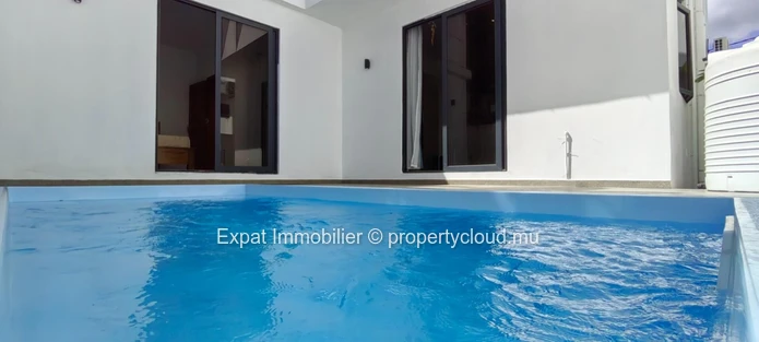 Villa Recente Avec Piscine & Rooftop – Veritable Opportunite À Trou Aux Biches