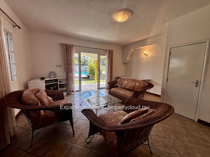 Duplex de charme avec terrasse et piscine dans une résidence intimiste – Péreybère