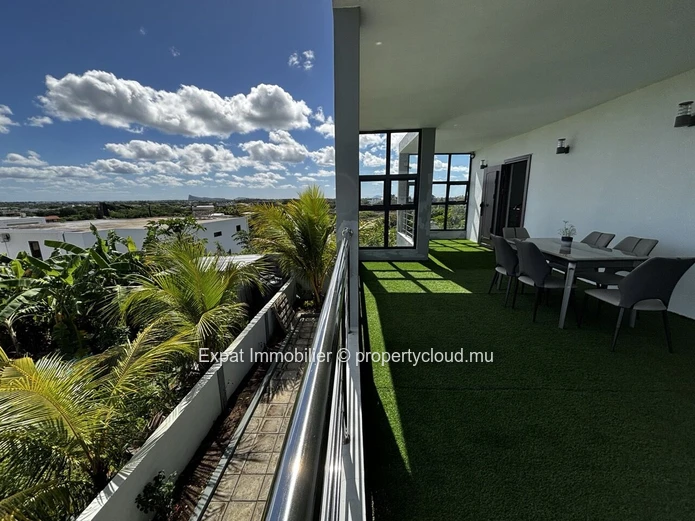 Villa Neuve 4 Chambres Avec Vue Panoramique & Piscine – Sur Les Hauteurs De The Vale