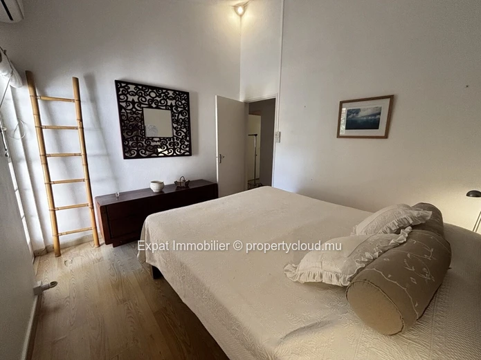 Villa En Front De Mer Avec Accès Direct À La Plage – Péreybère